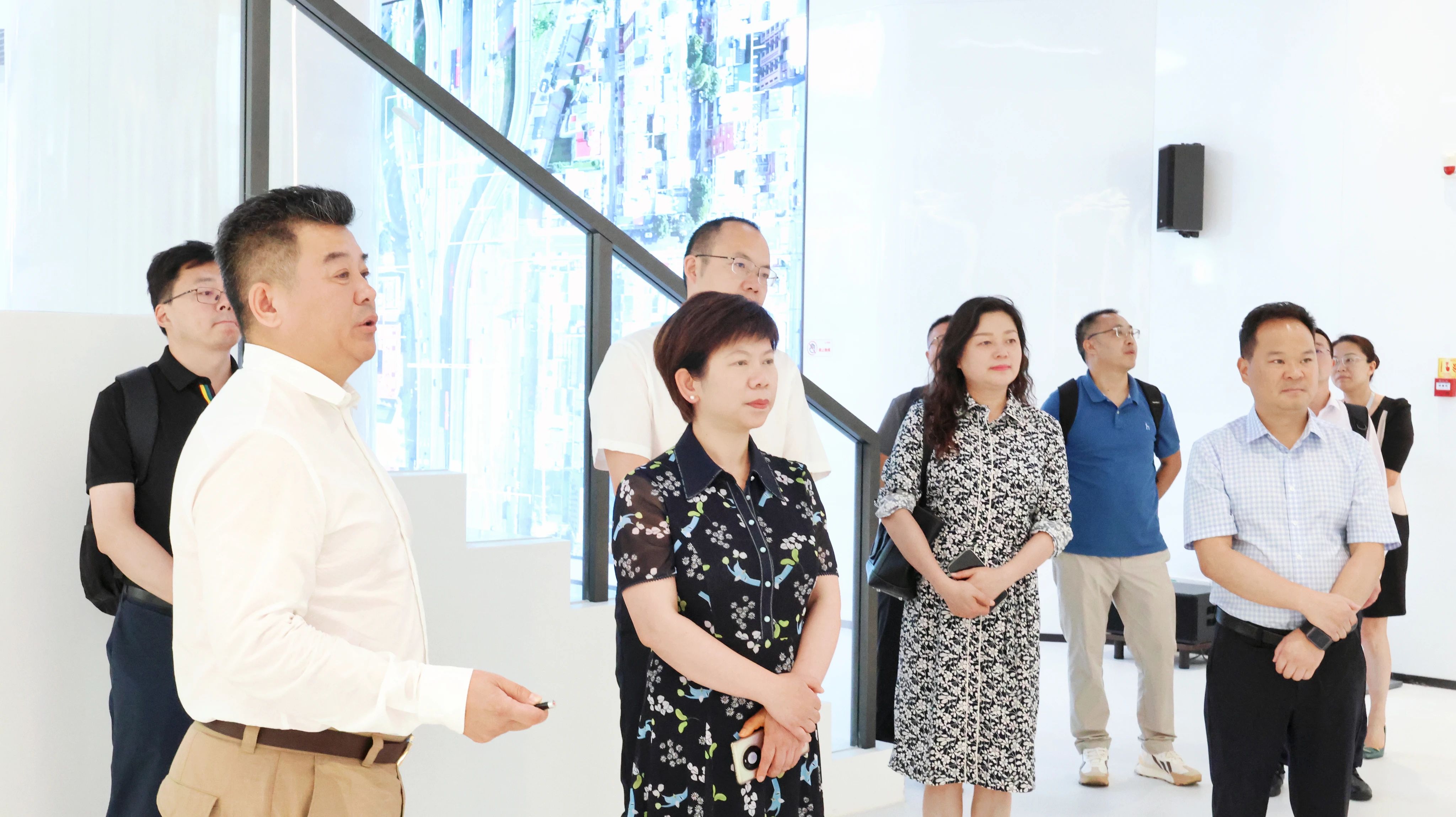 南宫NG·28(中国)相信品牌的力量与成都市郫都区达成战略合作 推动成都影视城建设