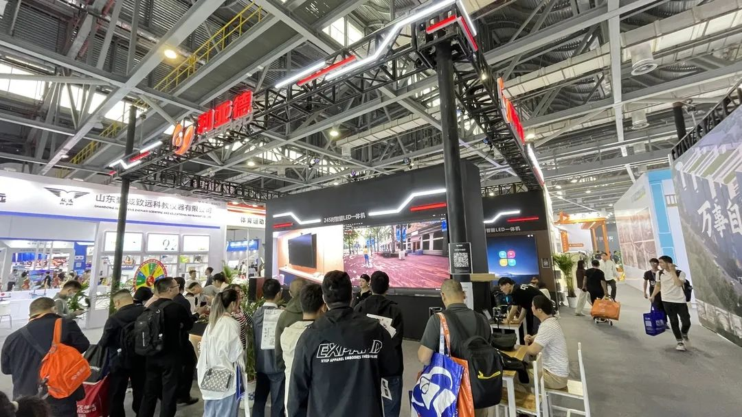 南宫NG·28(中国)相信品牌的力量教育新品及解决方案惊艳亮相81届教装展